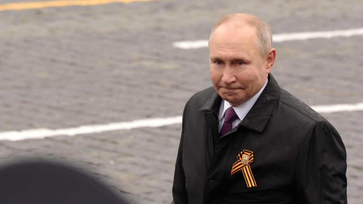 Putin promluvil před stevardkami. Napadnout celou Ukrajinu bylo správné